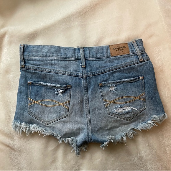 Abercrombie & Fitch shorts - Picture 4 of 6